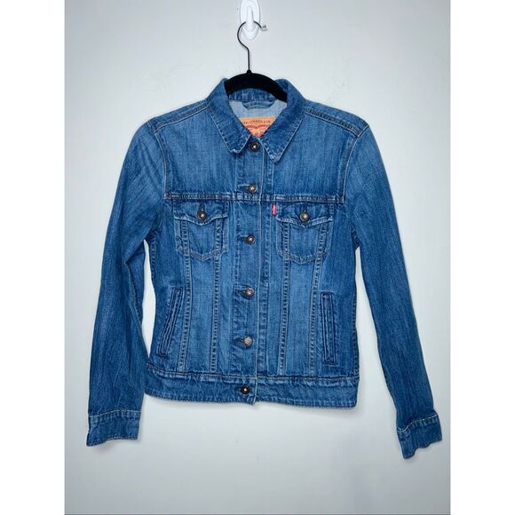 Levi's Jackets & Blazers - Women's Levi's Original Trucker Jean Jacket size small
